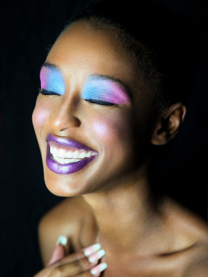 AAshariBluePinkMUAda1WL