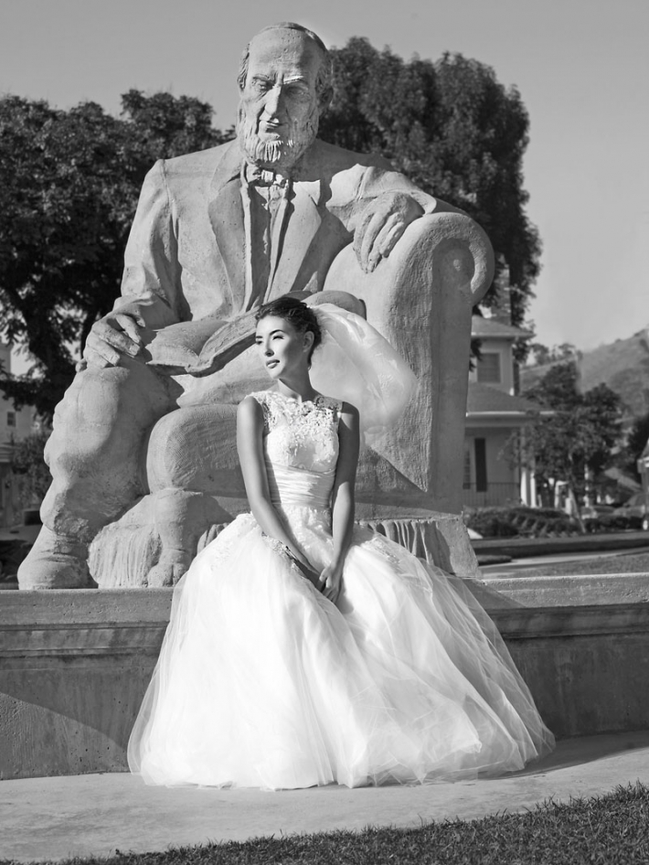 AlyBridalStatueBWWL1