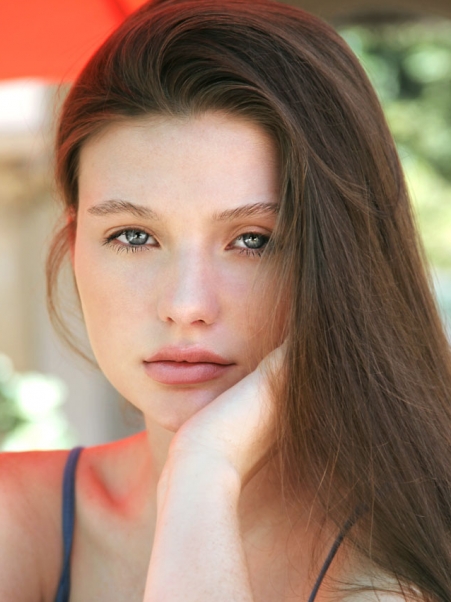 DakotaMarquissOrangereflectionNatBeautyWL