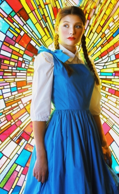 DakotaMarquissStaiGlassSidelookWL