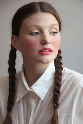 DakotaMarquissWhiteshirtBraidsPortraitWL