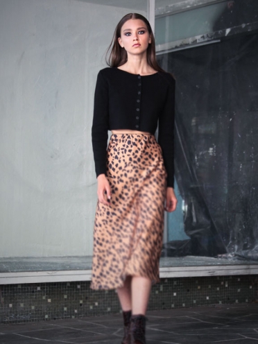 Myrkiaswingleopardskirtwl
