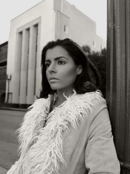 ShanefuzzycollarJKTBWwl